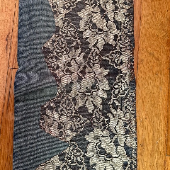 Express Jeans with lace accent Size 3/4 - Picture 5 of 9